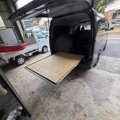ハイエース　スライドフロアの画像