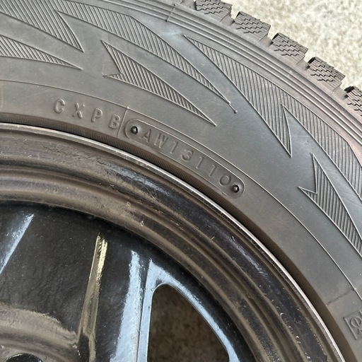ジムニー　スタッドレスタイヤセット　175/80R16ホイール付