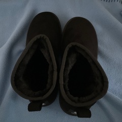 新品未使用　moz モズ ムートンブーツ レディース　Mサイズ　ショートブーツ の画像