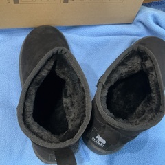 新品未使用　moz モズ ムートンブーツ レディース　Mサイズ　ショートブーツ の画像