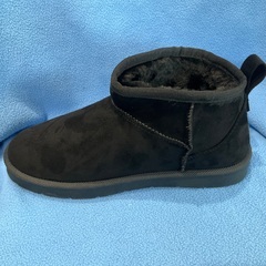 新品未使用　moz モズ ムートンブーツ レディース　Mサイズ　ショートブーツ の画像