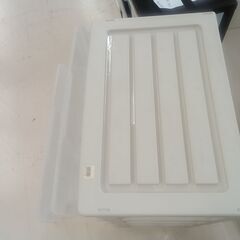 リユースのサカイ栃木店★ジモティ割あり★  4段プラケース アイボリー W59.5×D40×H80 クリーニング済み TC12026の画像