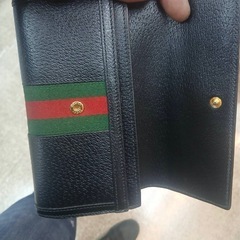 GUCCIの長財布の画像