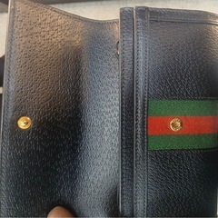 GUCCIの長財布の画像