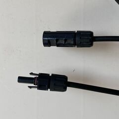 ソーラーパネル　200W 単結晶　 太陽光パネル 　1枚　開放電圧 45.2V　最大動作電流 5.52Aの画像