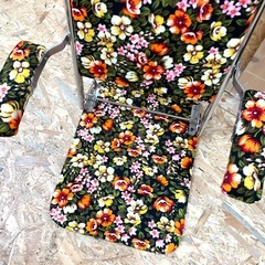 昭和レトロ　ノスタルジーな座椅子 花柄の雰囲気ある座椅子 DIY や古民家　レトロカフェなど　降り畳み可の画像