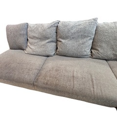 明日まで・ソファの画像