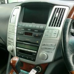 ❑全国自社ローン対応❑      ●平成16年12月登録トヨタハリアー 4WDの画像