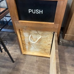 ゴミ箱　おしゃれ　カフェの画像