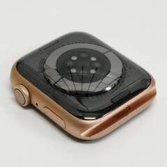Apple Watch Series 6/GPS+セルラー/44mm/A2376/ゴールド〈NG2D3ZP/A〉の画像