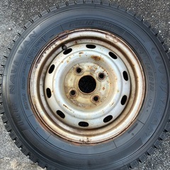 軽トラック，バン用スタッドレス4本の画像