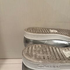 adidas STAN SMITHシルバー 銀レア
カラー スニーカー26.5cmの画像
