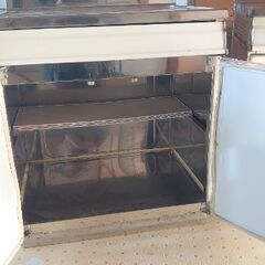 ホーローと金属製❗『🤔自宅キッチンの常設用に✨🎶』『🤔屋外の常設キャンプ場に😄』『😄画像の全ての価格✨』画像のシステムキッチン  ◆２個だけ  😆早いもの勝ちの画像