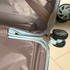 スーツケースの画像