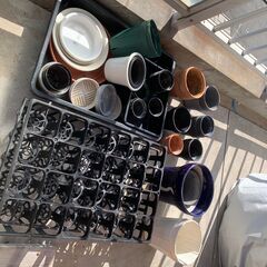 園芸資材一式 植木鉢 スリットポット 育苗トレー 素焼き鉢 セットの画像