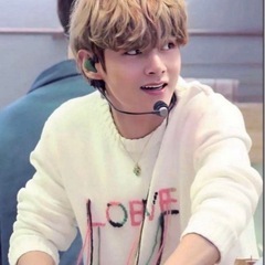 【定価12万】 BTSテテ着 LOEWE マルチカラー刺繍 ロゴコットンニット
の画像