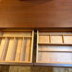 木製ドレッサー（三面鏡）引出し付き【カンディハウス】の画像