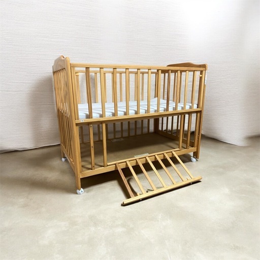 ベビーベッド ハイタイプ 床板すのこ タチベッド(1台)【カトージ(KATOJI)】[ベビーベッド 布団 寝具]