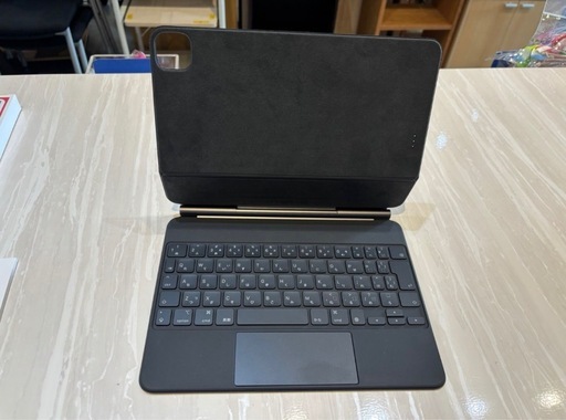 値下げしました‼️【Mac iPad】【Magic Key board】MXQT2J/A モデルA2261★クリーニング済み【管理番号