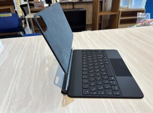 値下げしました‼️【Mac iPad】【Magic Key board】MXQT2J/A モデルA2261★クリーニング済み【管理番号