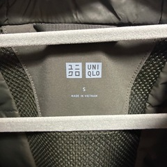 UNIQLO ハイブリッドダウンの画像