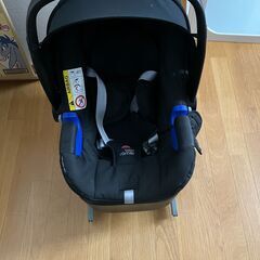 セット販売:皇太子さまが使われていた高級チャイルドシートと同じものです．8万円から半額以下で提供中の画像