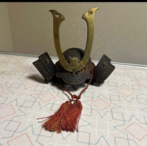 日本の武士の兜デザイン置物伝統工芸五月人形 (non) 岡山の五月人形の