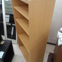 リユースのサカイ栃木店★ジモティ割あり★  本棚 ライトブラウン W58×D29.5×H119.5 クリーニング済み TC12028の画像