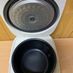 ✅タイガーマイコン炊飯ジャー✅ ✅JBH-G102✅の画像
