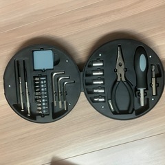 タイヤ型工具箱の画像