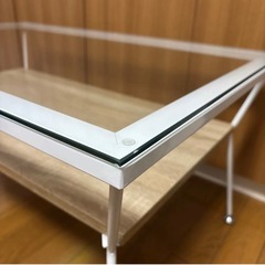 《美品》ガラス天板 ローテーブル コーヒーテーブル　ホワイトの画像