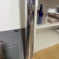 ダイニングテーブルと椅子　セットの画像