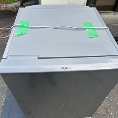 AQUA ノンフロン冷凍庫 AQR-13M(S) 146L 2022年製の画像