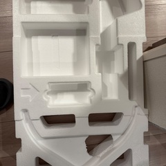 【今週限定】LG 32UQ85RV-W 31.5インチ 4Kモニター／新品同様の画像