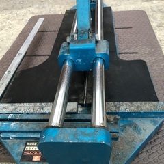 決まりました。ジャンク品　タイル切断機の画像