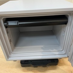 金庫　ダイヤル式金庫　Diamond safe 2017製　耐火金庫の画像