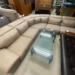 リサイクルショップどりーむ天保山店　No5385 ４ピース連結コーナーソファ　大型家具　４つのパーツに分割可能　バラシて使用してもいいですね♪　ヘッドレスト５か所可動　くつろげるゆったりソファ♪　※テーブル別売りの画像