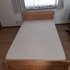 ★取引中です　セミダブルベッド　無料です　木製　ダブルベッドの画像