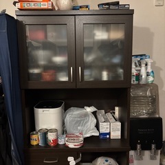 食器棚の画像