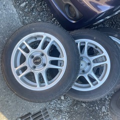 スタッドレスタイヤの画像