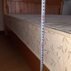 ★取引中です　セミダブルベッド　無料です　木製　ダブルベッドの画像
