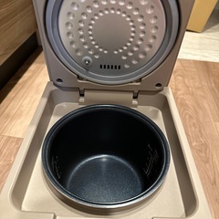 YAMAZEN  炊飯器　ベージュの画像