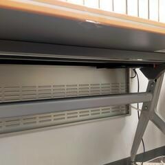 フォールディングテーブルの中古品の画像