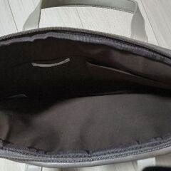 ★12/20処分★【ITS’DEMO（イッツデモ）】PCバッグ / パソコンバッグ /ベージュ / キルティングの画像