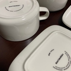 marimekko Unikko プレート 2皿&カップ2個の画像