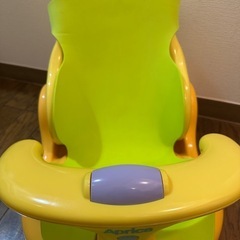 アップリカ　ベビーバスチェア　の画像