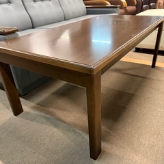 コクヨ　応接セット　3人掛け　1人掛け２個　テーブル２個の画像