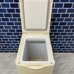 こめクーラー　保冷米びつ機 30kg対応 業務用の画像