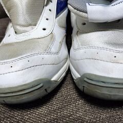 黒石野中学校　学校指定靴　外履き　26センチの画像