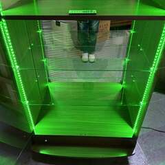Jajan ワイドハイタイプコレクションケース、ガラスケース、LEDライト＆ミラー付き幅84cm Usedの画像